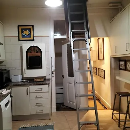 Apartamento Principe Real E Avenida Da Liberdade * Lisbon